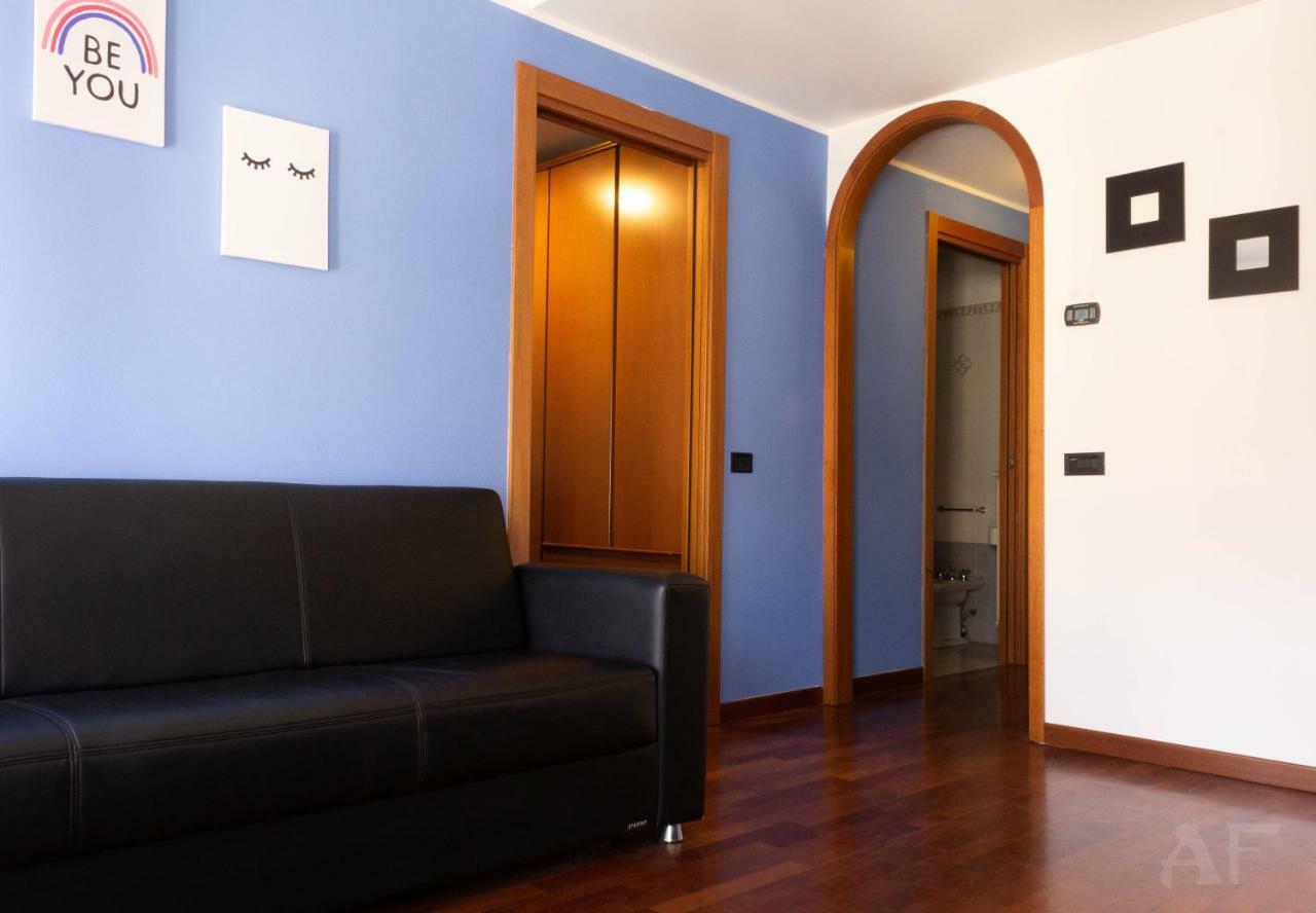 Apartamento Corso San Gottardo - Darsena Flat Milán Exterior foto
